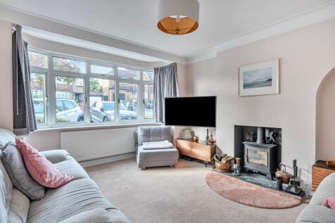 Stoneleigh Park Road, Epsom - KT19 0RG