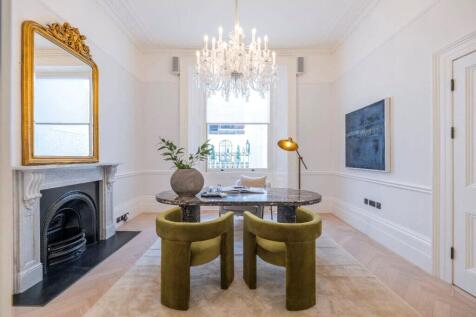6 bed, 6 bath Terraced in london - Photo 8