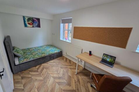 WhatsApp Image 2025-06-29 at 23.19.36 (7).jpeg