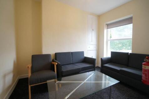 3 Bedroom House in LL57 1HN