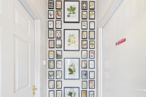 CAM03185G0-PR0112-STILL007