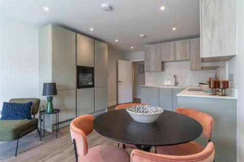 Kitchen/Dining - Show Home