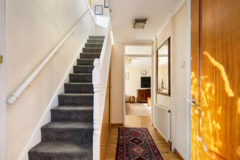 12_Hallway.jpg