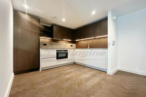 Modern high-floor west-facing 1-bedroom apartment in Queen's Cross.