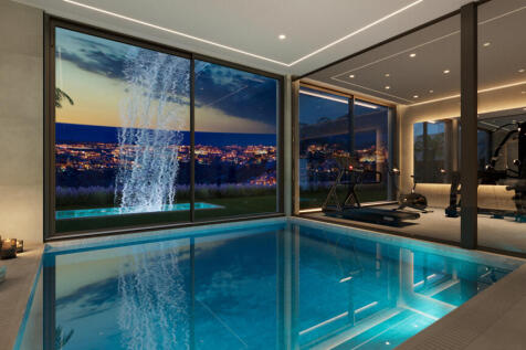 Indoor swimming pool
