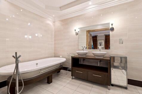 4 bed, 3 bath Apartment in Glasgow - Photo 27