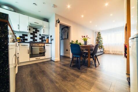 Award-winning Media team on EVERY Listing_15