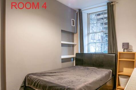 REF: 13P: YORK PLACE FLAT SHARE DOUBLE BEDROOM (with private en suite) for flat share within a truly magnificent, 9-bedroom townhouse located on York Place (Waverley end of Queen Street). This fan