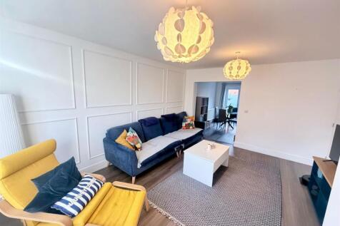 WhatsApp Image 2025-12-11 at 13.04.35 (2).jpeg