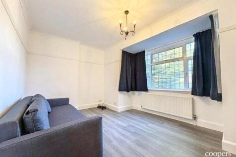11a King Edwards Road 5.jpg