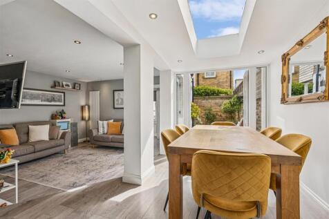 FOR SALE - Cleveland Road, W4