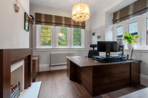 7 bed, 3 bath Detached in Birmingham - Photo 16