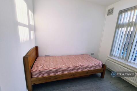 Bedroom 3 - Single Bed