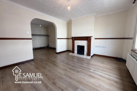 Living room 1
