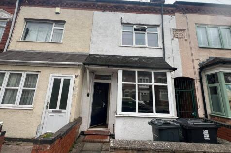 **TWO BED FLAT TO LET**STIRCHLEY**FIRST FLOOR FLAT**BILLS INCLUDED**AVAILABLE NOW!**