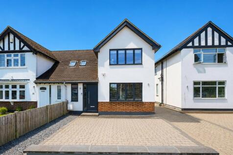 35-Hazelwood-Drive-Front-new.jpg