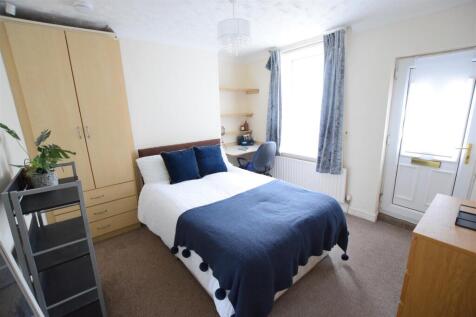 3 Bedroom Terraced in LN1 1QA