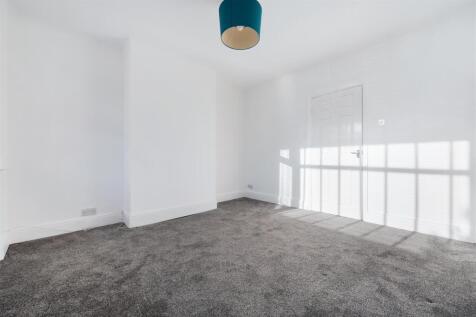 Bedroom 3/Lounge