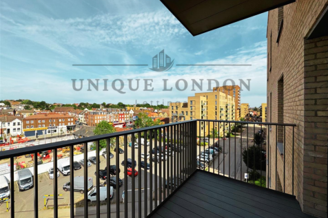 Welcome to Thistle Apartments, a stunning new build flat located at 109 Perryfield Way in the desirable area of Hendon. This contemporary one-bedroom property, completed in 2026, offers a modern livin