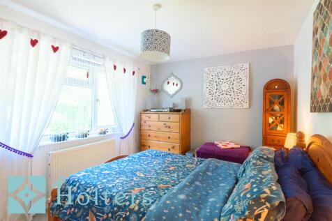 23 Underhill Crescent, Knighton-06.jpg