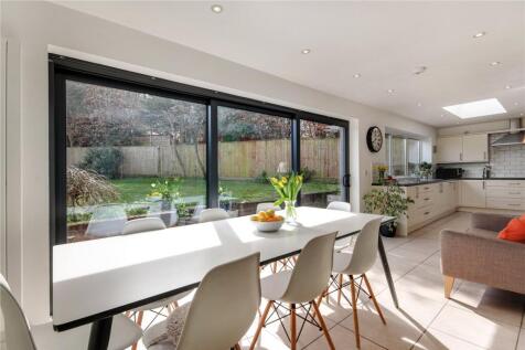 Kitchen/Dining Rm