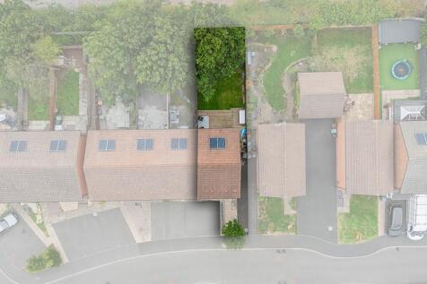 18 Lakelot Close-21