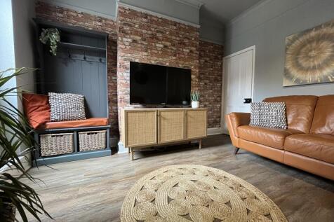 4 Bedroom Terraced in LN5 7LH