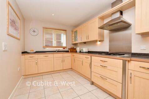 Kitchen / Lounge / Diner