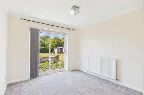 EweMove Spalding - Living Room - Dining Room