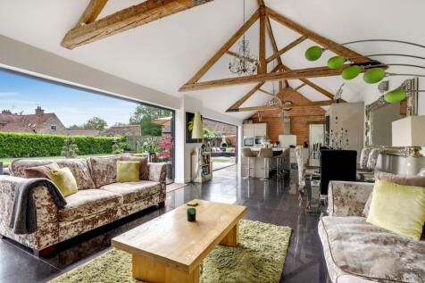Kitchen/Living Room