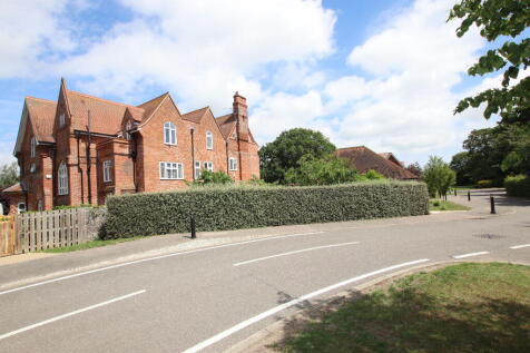 Hillside House, Cravenwood Close, Weeley