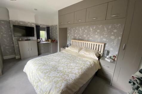 Master bedroom front: