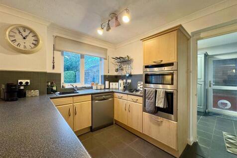 WhatsApp Image 2025-12-23 at 10.19.23 (5).jpeg