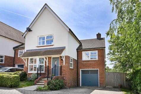 17 Probyn Close-11.jpg