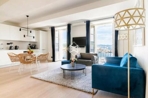 2020 Bellvoue Maison D&#39;azur Portrait St. Tropez