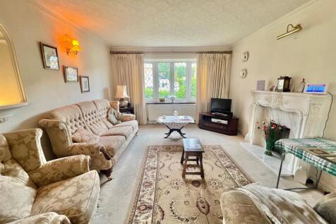 Bramleys Estate Agents - Mount Avenue - Outlane (1