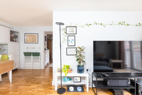 63 st peters court_dec-5.jpg