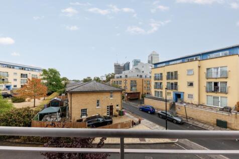 Garland Court F12...