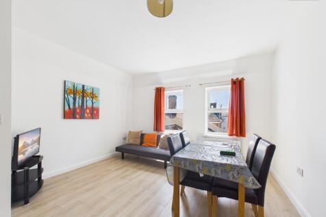 Living/Kitchen/Dining Area
