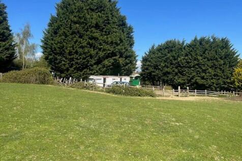 Paddock plus mobile home