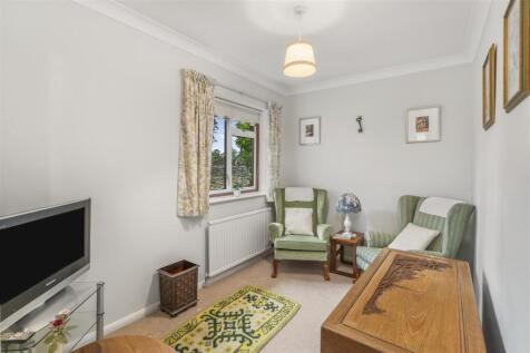 11 Holland Rise, Kings Sutton-27.jpg