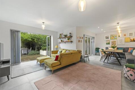 Family/Dining Room