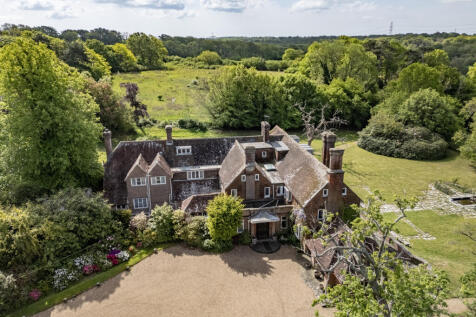 Tilton, The Stream, Catsfield, Battle, East Sussex, TN33 9BB