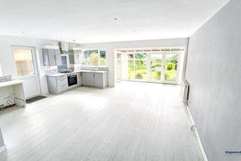 Open plan Kitchen / Living