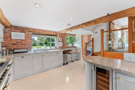 Laburnum Cottage-33.jpg