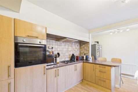 Breakfasting Kitchen