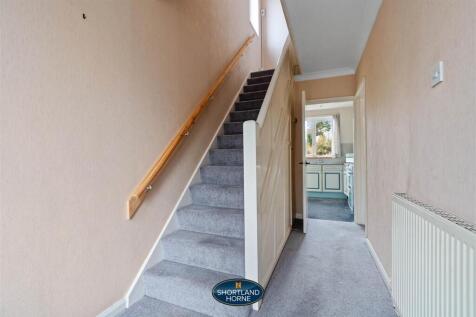 88 Dillotford Avenue (4 of 26).jpg