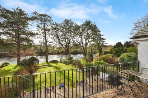 River & Garden