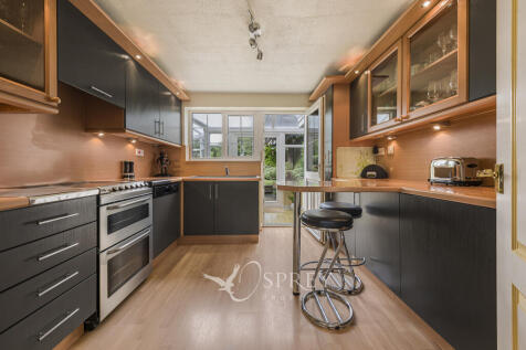 Kitchen/Breakfast Ro