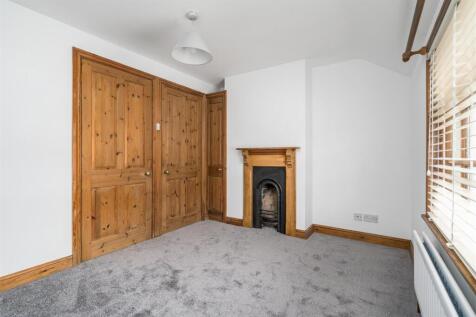 166 High Street_9.jpg